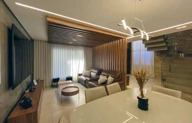 Imagem: A casa em condomínio possui 3 Dormitórios, 3 Banheiros, 4