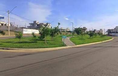 Imagem: O terreno possui 258m² de Área e está localizado em Jardins