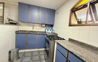 Imagem 6: Casa à venda com 3 quartos, 308m²