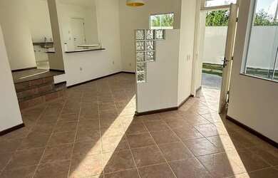 Imagem 7: Mirante da Lagoa-Aluguel-Venda-Casa Duplex 3 qtos sendo 1 no térreo (sendo 1 suite