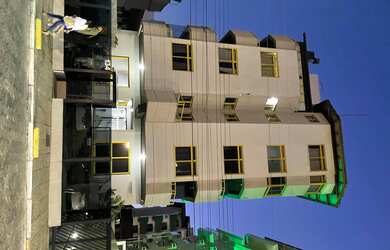 Imagem: O apartamento possui 1 Dormitório, 1 Banheiro, 1 Vaga na garagem