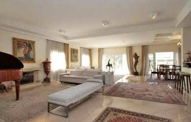 Imagem 9: Casa à venda e para alugar em Santana de Parnaíba, Alphaville, com 6...