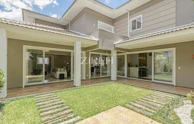 Imagem: CASA EM CONDOMÍNIO À VENDA COM 3 SUÍTES NO CAMPO COMPRIDO