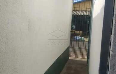 Imagem: A casa possui 1 Dormitório, 1 Banheiro, 40m² de Área e está