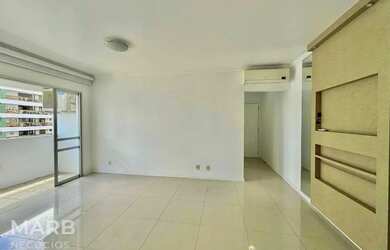 Imagem: O apartamento possui 3 Dormitórios, 2 Banheiros, 1 Vaga na