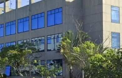 Imagem: O depósito possui 2 Vagas na garagem e 88m² de Área e está