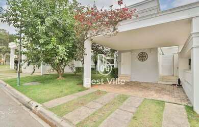 Imagem: A casa em condomínio possui 3 Dormitórios, 3 Banheiros, 2