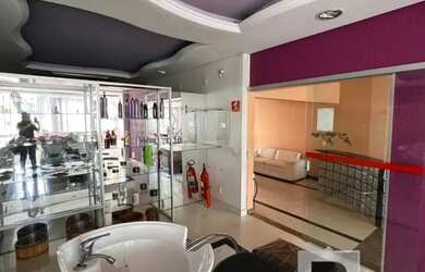 Imagem 10: Excelente imóvel comercial na rua Ibitirama próximo a padaria CEPAN