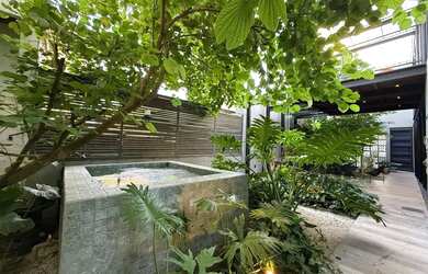 Imagem 9: Casa inteligente no estilo industrial localizada no Condomínio Green...