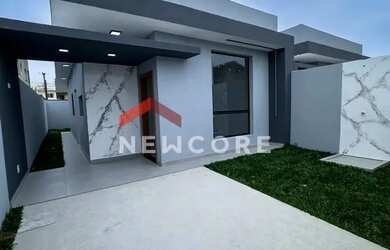 Imagem: A casa possui 2 Dormitórios, 2 Banheiros, 2 Vagas na garagem