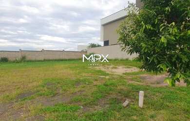 Imagem: O terreno possui 362m² de Área e está localizado em Ondas