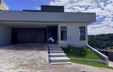 Imagem: A casa em condomínio possui 3 Dormitórios, 4 Banheiros, 4