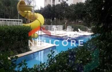 Imagem: O apartamento possui 2 Dormitórios, 1 Banheiro, 1 Vaga na garagem