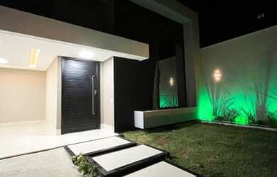 Imagem: A casa possui 3 Dormitórios, 4 Banheiros e está localizado