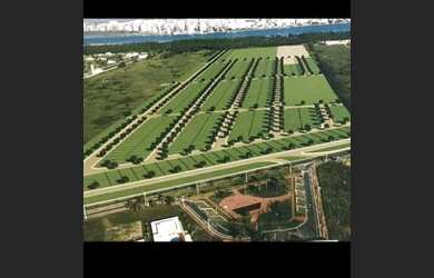 Imagem 1: Lote na Avenida Principal com Duas Frentes no Luar da Barra 2 Colorado...