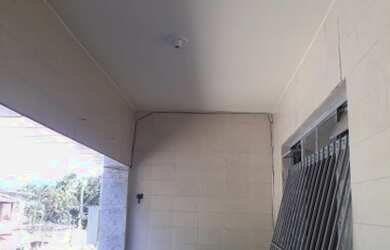 Imagem: A casa possui 2 Dormitórios, 2 Banheiros, 1 Vaga na garagem