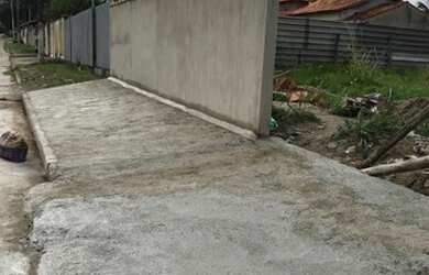 Imagem: O terreno possui 360m² de Área e está localizado em Jaconé