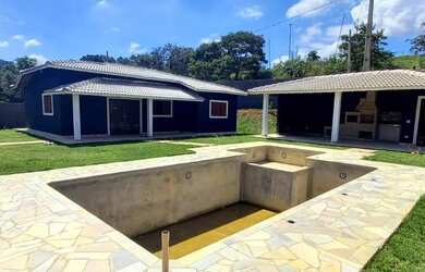 Imagem: A fazenda possui 900m² de Área e está localizado em Mairinque