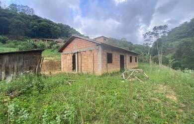 Imagem: O depósito possui 10m² de Área e está localizado em Domingos