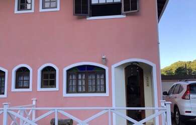 Imagem: A casa em condomínio possui 2 Dormitórios, 2 Banheiros, 2