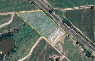 Imagem: O depósito possui 700m² de Área e está localizado em Monte