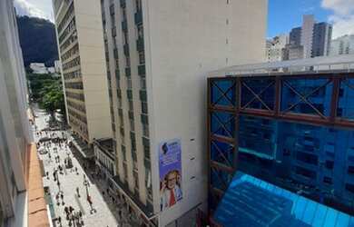 Imagem: Apartamento 3 quartos, 2 banheiros, na Rua Halfeld! - Prédio