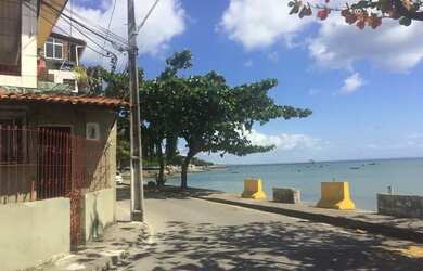 Imagem: A casa possui 2 Dormitórios, 2 Banheiros, 1 Vaga na garagem