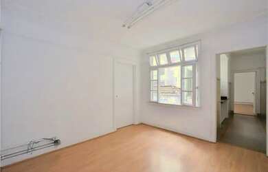 Imagem: O apartamento possui 2 Dormitórios, 1 Banheiro e 58m² de Área