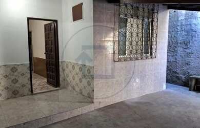 Imagem: A casa possui 2 Dormitórios, 1 Banheiro e 60m² de Área e