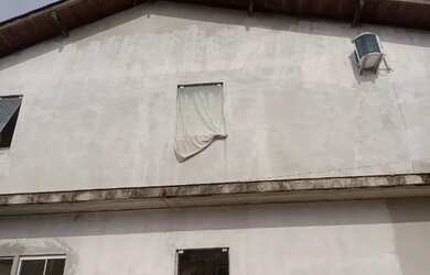 Imagem 2: Troco ou vendo casa de dois pisos por casa na praia guarda do Embaú,...