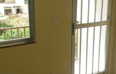 Imagem: A casa possui 1 Dormitório, 1 Banheiro e está localizado