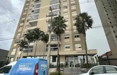 Imagem: O apartamento possui 2 Dormitórios, 2 Banheiros, 1 Vaga na