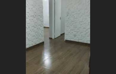 Imagem: O apartamento possui 2 Dormitórios, 1 Banheiro, 2 Vagas na