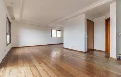 Imagem: O apartamento na cobertura possui 4 Dormitórios, 5 Banheiros