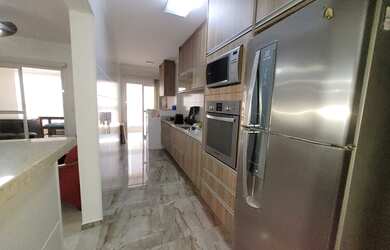 Imagem 6: Apartamento á venda semi novo todo mobiliado na Vila Tupi - Praia Grande - SP