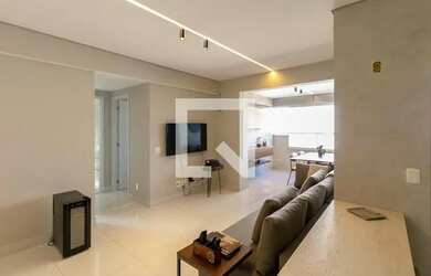 Imagem: O apartamento possui 2 Dormitórios, 2 Banheiros, 2 Vagas na