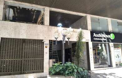 Imagem 2: Loja Edifício Stael Luiza, Savassi, 58 metros, 02 pavimentos, frente de blindex