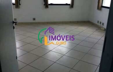 Imagem: O depósito possui 1 Vaga na garagem, 30m² de Área e está