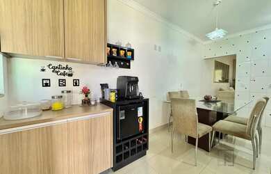 Imagem 9: Casa reformada com 3 quartos sendo uma suíte a venda no bairro Parque...