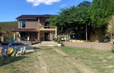 Imagem: A fazenda possui 2000m² de Área e está localizado em Anchieta