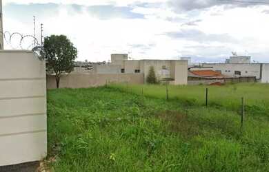 Imagem: O terreno possui 300m² de Área e está localizado em Pampulha