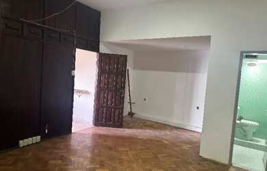 Imagem 3: ALUGA-SE SALA COM 60 M2, COM BANHEIRO