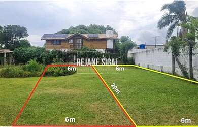 Imagem: O terreno possui 174m² de Área e está localizado em Laranjal