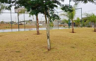 Imagem: O terreno possui 215m² de Área e está localizado em Maisparque