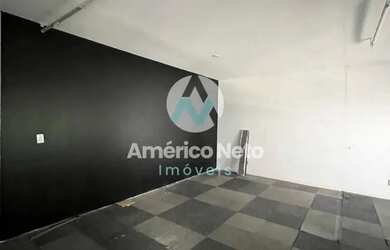 Imagem: O depósito possui 280m² de Área e está localizado em Santa