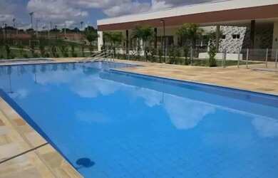 Imagem: A casa em condomínio para alugar possui 3 Dormitórios, 3 Banheiros