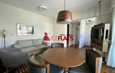 Imagem: O studio possui 2 Dormitórios, 2 Banheiros, 1 Vaga na garagem