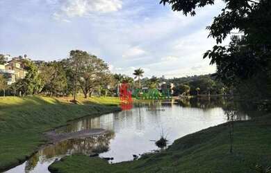 Imagem: O terreno possui 1000m² de Área e está localizado em Jardim