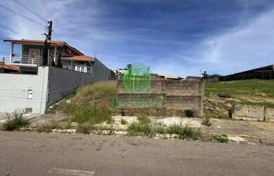 Imagem: O terreno possui 500m² de Área e está localizado em Porto