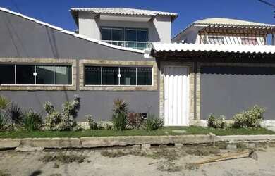 Imagem: A casa em condomínio possui 4 Dormitórios, 4 Banheiros, 3